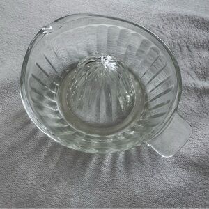Vintage Hazel-Atlas‎ Criss-Cross Glass Juicer Reamer 1930s Era Depression Glass